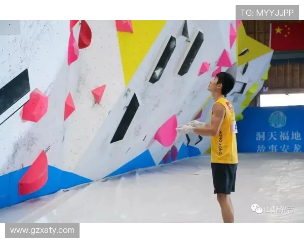 武汉飞盘队在攀岩联赛中以65分稳居积分榜首位，展现强劲实力